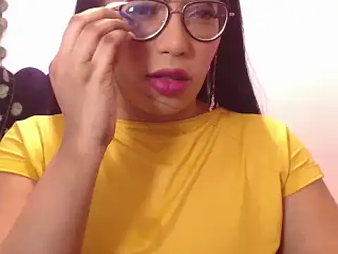 Snapshot of AmyBriiggs chatting on 09.29.25 AmyBriiggs online show from 09.29.25