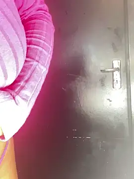 Snapshot of teddy04 chatting on 03.15.25 teddy04 online show from 03.15.25