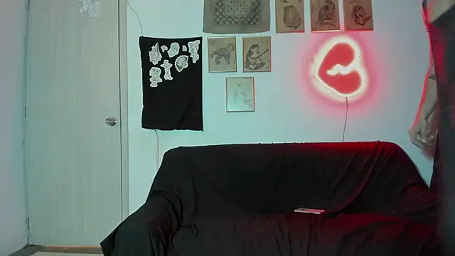 Snapshot of Antonello_Vannucci chatting on 01.15.25 Antonello Vannucci online show from 01.15.25