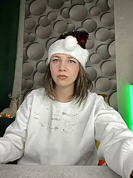 Snapshot of Cute_smile_sharon chatting on 12.22.24 Cute smile sharon online show from 12.22.24