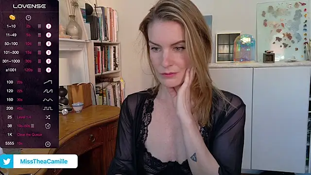 Snapshot of MissTheaCamille chatting on 03.10.25 MissTheaCamille online show from 03.10.25