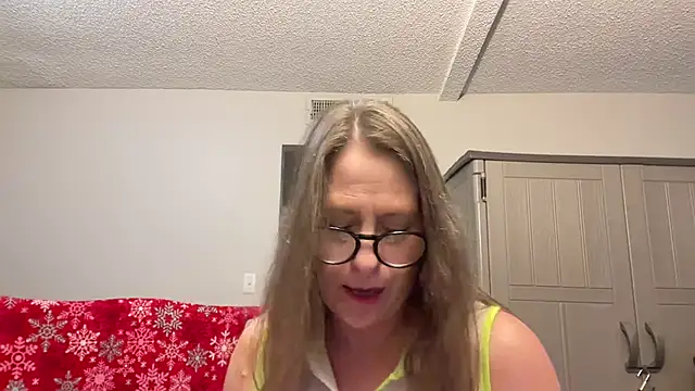 Snapshot of Keywest_Kate chatting on 01.03.25 Keywest Kate online show from 01.03.25