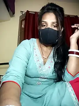 Snapshot of Soniya_444 chatting on 01.08.25 Soniya 444 online show from 01.08.25