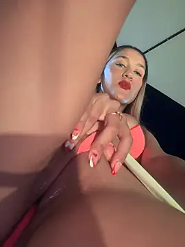 Snapshot of Mariapaula chatting on 01.17.25 Mariapaula online show from 01.17.25