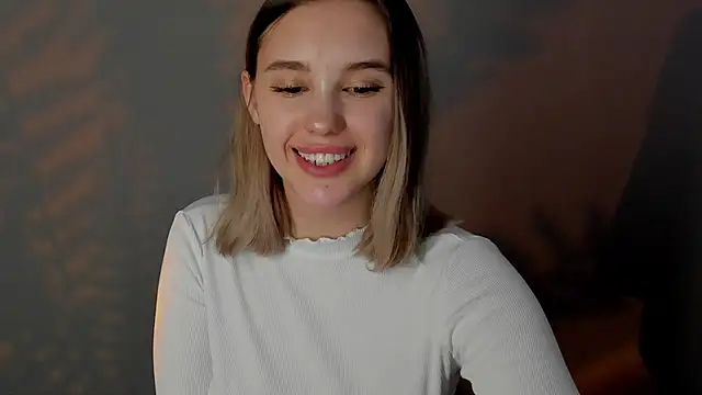 Snapshot of AngelicaKleee chatting on 01.29.25 AngelicaKleee online show from 01.29.25