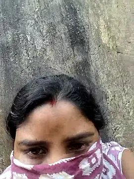 Snapshot of sweet_suman chatting on 09.11.25 sweet suman online show from 09.11.25