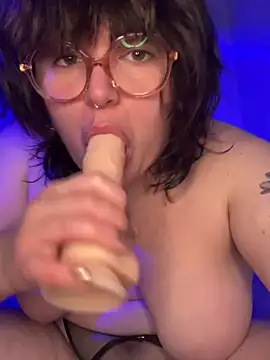 Snapshot of _dwhorekin_ chatting on 03.12.25  dwhorekin  online show from 03.12.25