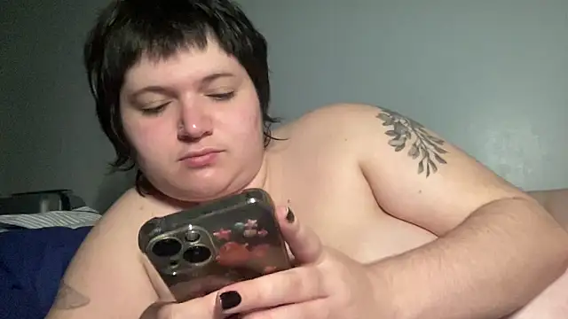 Snapshot of _dwhorekin_ chatting on 10.07.25  dwhorekin  online show from 10.07.25