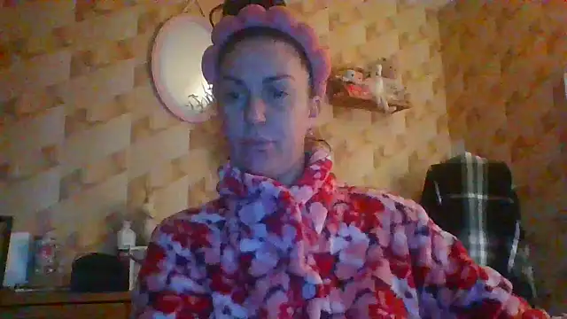 Snapshot of BELLAMORGANE1 chatting on 12.28.24 BELLAMORGANE1 online show from 12.28.24