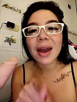 Snapshot of StarSex22 chatting on 01.12.25 StarSex22 online show from 01.12.25