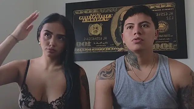 Snapshot of Thiago_x_Sahara chatting on 09.17.25 Thiago x Sahara online show from 09.17.25