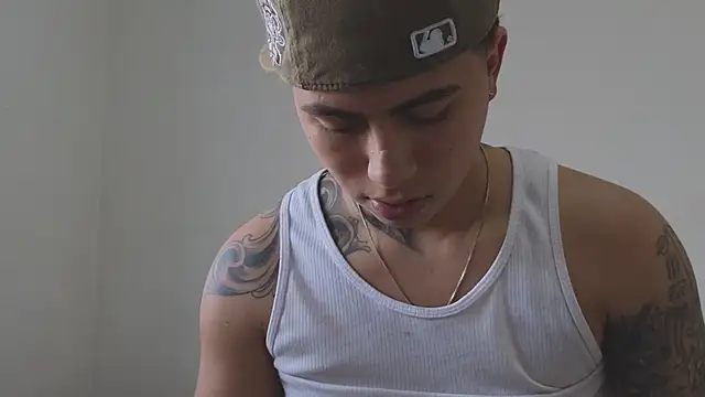 Snapshot of Thiago_x_Sahara chatting on 11.03.25 Thiago x Sahara online show from 11.03.25