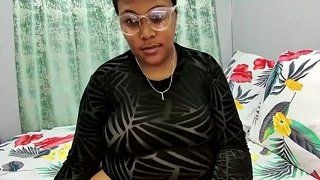 Snapshot of Teassa90 chatting on 09.25.25 Teassa90 online show from 09.25.25