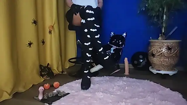 Snapshot of Jennifer_Braun chatting on 10.24.25 Jennifer Braun online show from 10.24.25