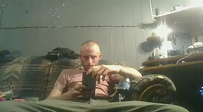 Snapshot of 618fuckupp chatting on 03.14.25 618fuckupp online show from 03.14.25