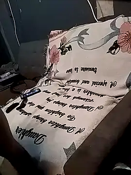 Snapshot of 618fuckupp chatting on 11.06.25 618fuckupp online show from 11.06.25