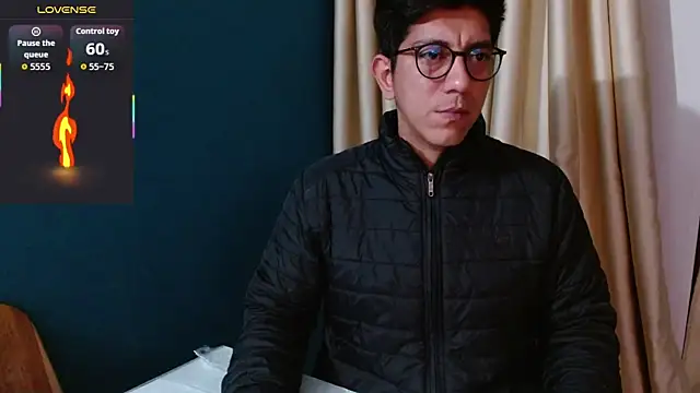 Snapshot of Noah-cock chatting on 11.16.25 Noah-cock online show from 11.16.25