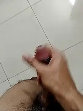 Snapshot of Kingxey chatting on 03.05.25 Kingxey online show from 03.05.25