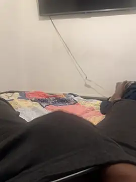 Snapshot of RealisttOcean chatting on 01.06.25 RealisttOcean online show from 01.06.25