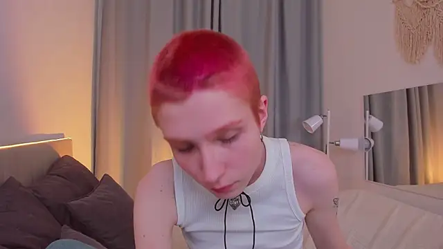 Snapshot of Iris_Pastels chatting on 02.22.25 Iris Pastels online show from 02.22.25