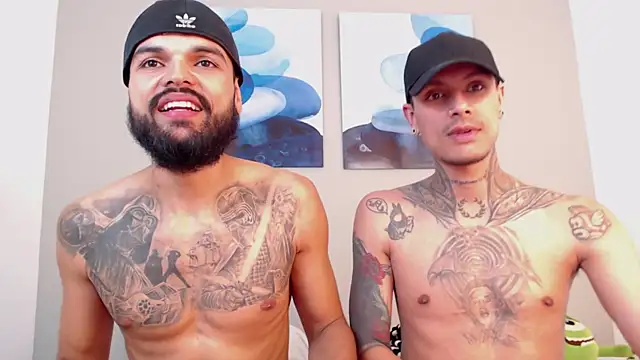 Snapshot of Emilio_Wolf chatting on 01.11.25 Emilio Wolf online show from 01.11.25