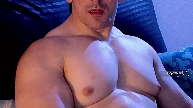 Snapshot of life_warrior chatting on 01.16.25 life warrior online show from 01.16.25