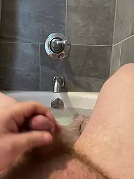 Snapshot of Ucsamiam chatting on 03.20.25 Ucsamiam online show from 03.20.25