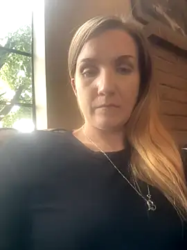 Snapshot of Kitty_DaCocks chatting on 11.14.25 Kitty DaCocks online show from 11.14.25