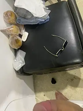 Snapshot of elflalope chatting on 02.24.25 elflalope online show from 02.24.25