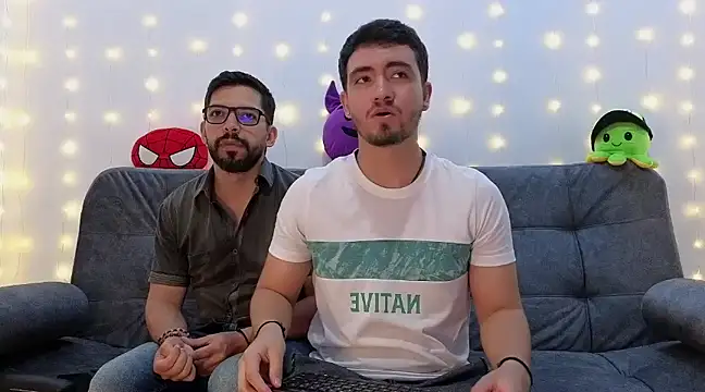 Snapshot of ErickBrant chatting on 02.27.25 ErickBrant online show from 02.27.25