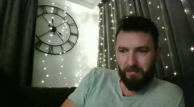 Snapshot of realdilf chatting on 01.10.25 realdilf online show from 01.10.25