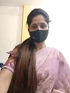 Snapshot of priyancyfun chatting on 02.02.25 priyancyfun online show from 02.02.25