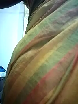 Snapshot of priyancyfun chatting on 02.16.25 priyancyfun online show from 02.16.25