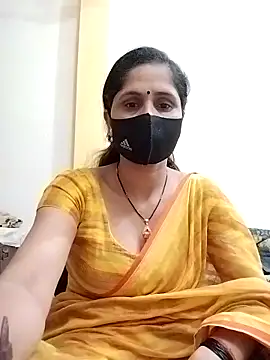 Snapshot of priyancyfun chatting on 02.23.25 priyancyfun online show from 02.23.25