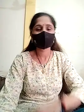 Snapshot of priyancyfun chatting on 02.28.25 priyancyfun online show from 02.28.25