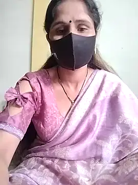 Snapshot of priyancyfun chatting on 03.02.25 priyancyfun online show from 03.02.25