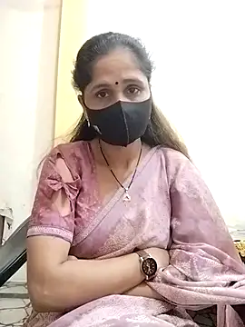 Snapshot of priyancyfun chatting on 03.02.25 priyancyfun online show from 03.02.25