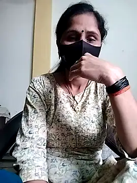 Snapshot of priyancyfun chatting on 03.03.25 priyancyfun online show from 03.03.25