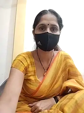 Snapshot of priyancyfun chatting on 03.06.25 priyancyfun online show from 03.06.25