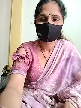 Snapshot of priyancyfun chatting on 03.09.25 priyancyfun online show from 03.09.25