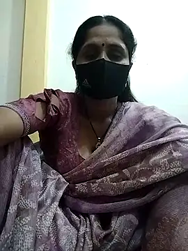 Snapshot of priyancyfun chatting on 03.09.25 priyancyfun online show from 03.09.25