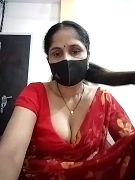 Snapshot of priyancyfun chatting on 09.11.25 priyancyfun online show from 09.11.25