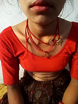 Snapshot of Amaya_Bajwa chatting on 02.04.25 Amaya Bajwa online show from 02.04.25