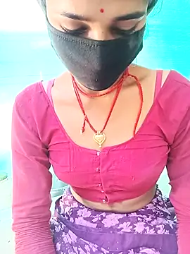 Snapshot of Amaya_Bajwa chatting on 02.23.25 Amaya Bajwa online show from 02.23.25