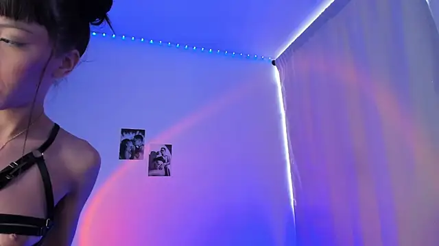 Snapshot of GABBYMORGAN chatting on 03.09.25 GABBYMORGAN online show from 03.09.25