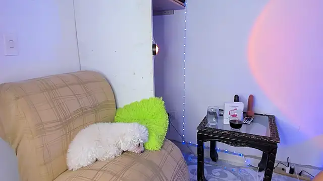 Snapshot of GABBYMORGAN chatting on 03.09.25 GABBYMORGAN online show from 03.09.25