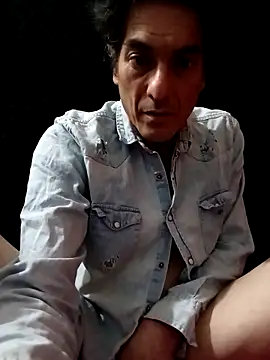 Snapshot of MenenoLoco69 chatting on 09.21.25 MenenoLoco69 online show from 09.21.25