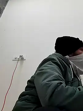 Snapshot of 13lusty chatting on 01.16.25 13lusty online show from 01.16.25