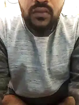 Snapshot of 13lusty chatting on 01.19.25 13lusty online show from 01.19.25