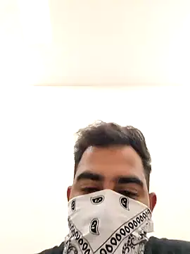 Snapshot of 13lusty chatting on 02.10.25 13lusty online show from 02.10.25